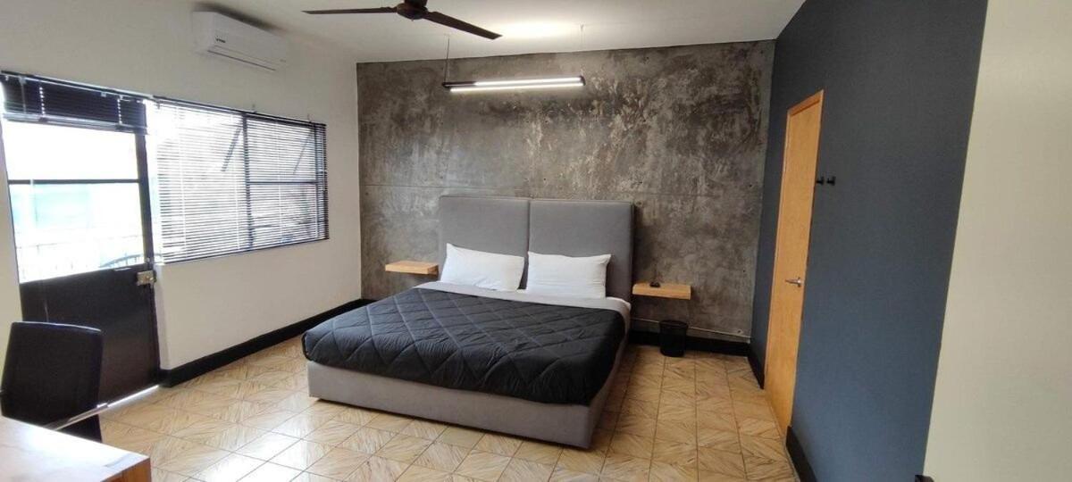 Habitaciones Privadas Con Bano Propio En Una Zona Segura Y Centrica De Guadalajara. Exterior photo